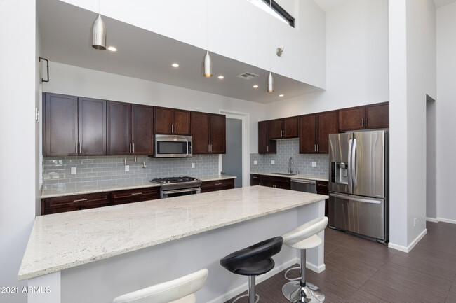Building Photo - 4422 N 20th St