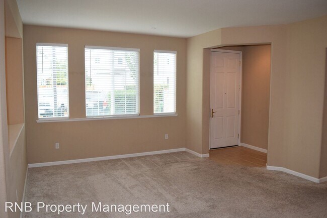 Foto del edificio - 3 br, 2.5 bath House - 503 Luella Lane