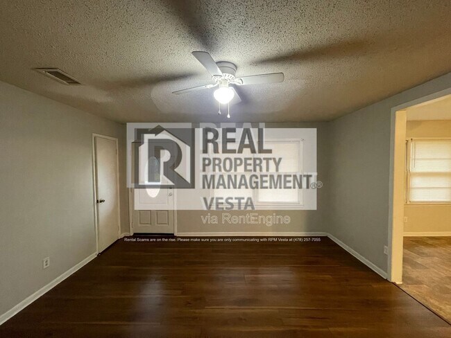 Foto del edificio - 102 Hope Pl