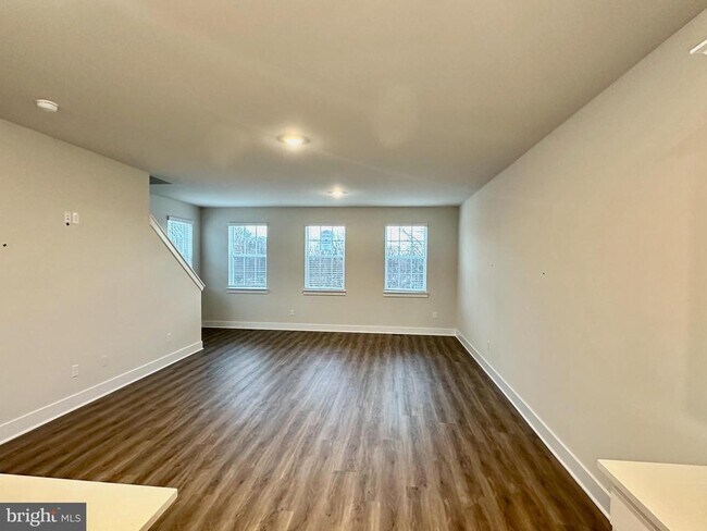 Foto del edificio - 1801 Harvest Dr