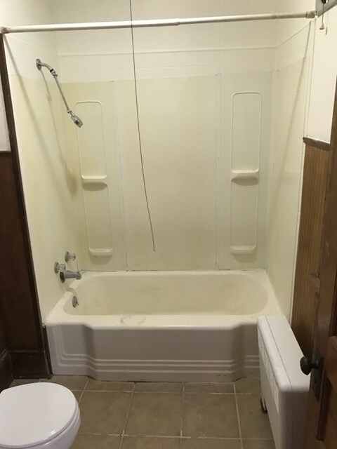 Bathroom - 26 West St