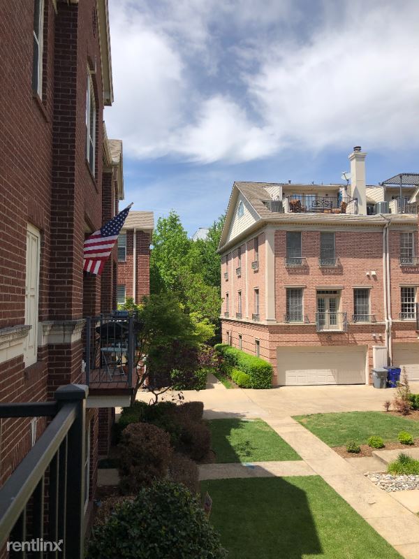 Primary Photo - 2 br, 2.5 bath Townhome - 2814 State St