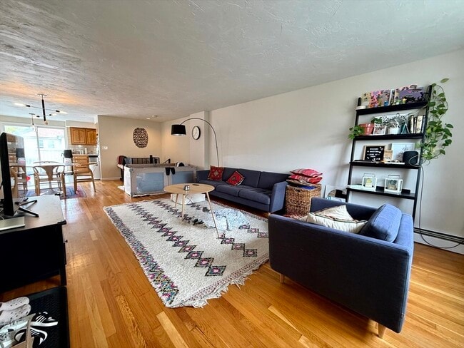 Building Photo - 43 Edenfield Ave