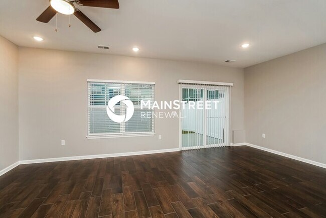 Foto del edificio - 3 Bedroom Pet-Friendly Home in Jeffersonvi...
