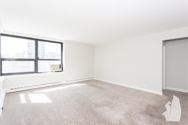 Foto del edificio - 1 bedroom in Chicago IL 60657