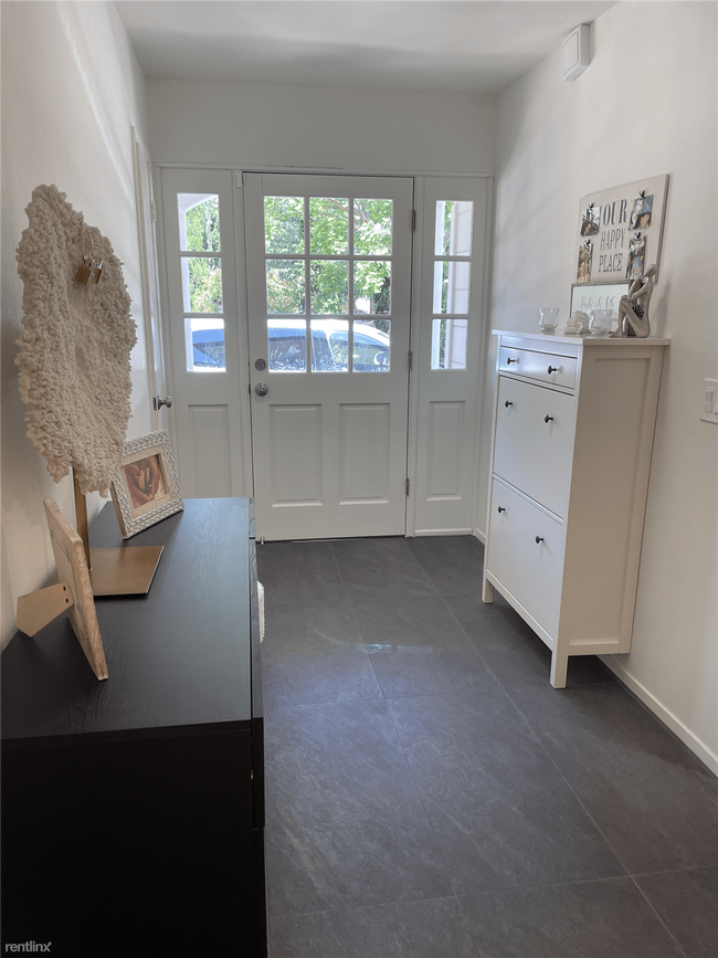 Foto del edificio - 4 br, 2.5 bath House - 1880 Granger Avenue