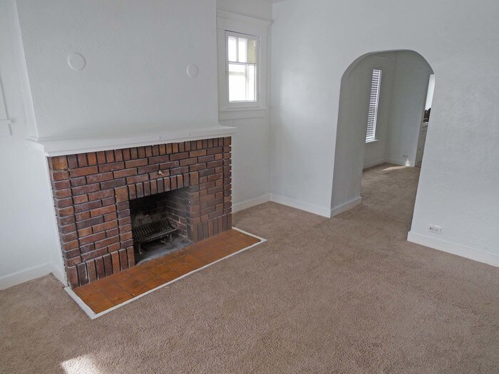Primary Photo - 564 29th St