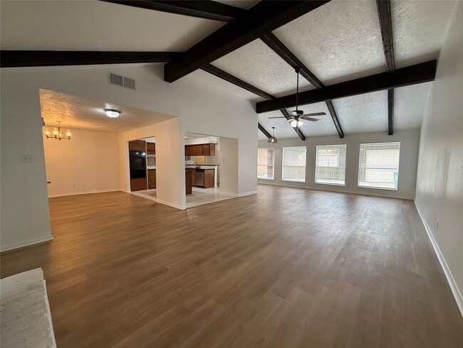 Foto del edificio - 3206 Cascade Creek Dr