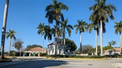 Building Photo - 7700 S Aragon Blvd