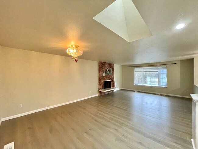 Building Photo - Great Home for rent
