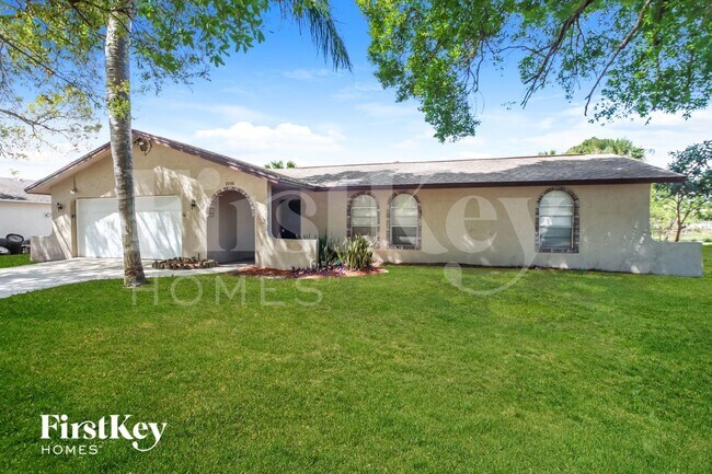 Foto del edificio - 2250 Fallon Blvd NE
