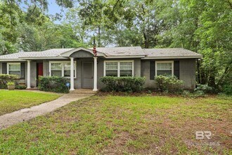 Building Photo - 200 S Hillside Ln