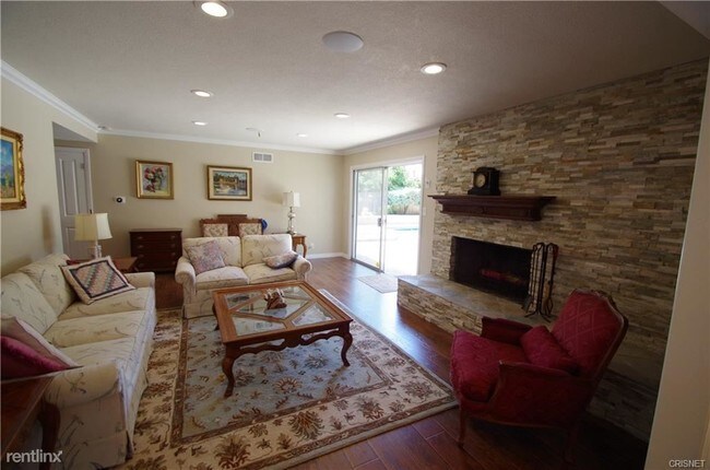 Building Photo - 4 br, 3 bath House - 735 Camino Dos Rios