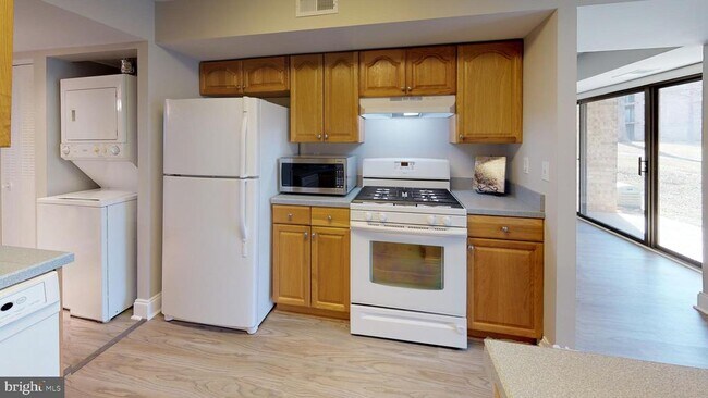Foto del edificio - 2012 Colts Neck Rd