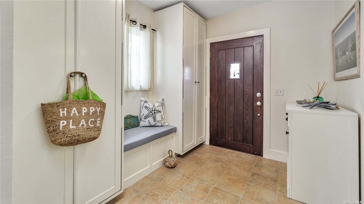 46 Main St, Westhampton Beach, NY 11978 House Rental in Westhampton