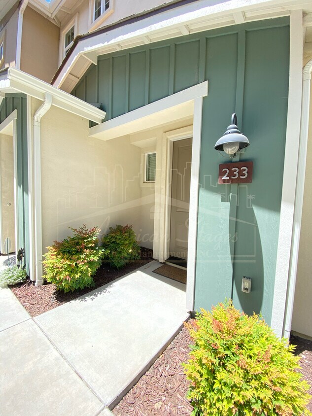 233 Deming Way, Buellton, CA 93427 Townhome Rentals in Buellton CA