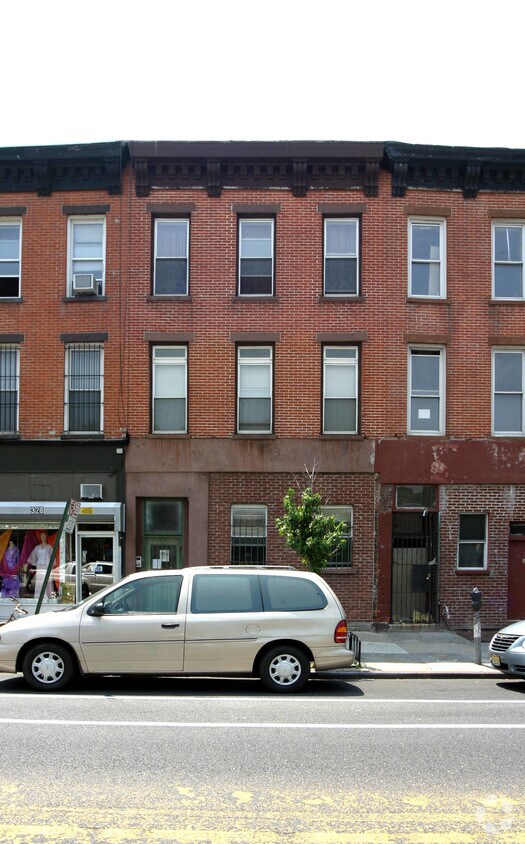 Foto del edificio - 326 Myrtle Ave