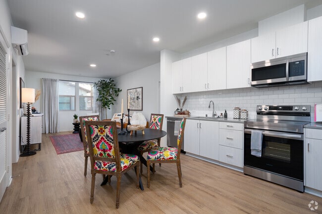 2 habitaciones, 2 baños, 1087 pies cuadrados, cocina y comedor - Broadstone Rancho Belago