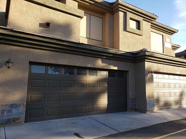 Foto del edificio - COMING SOON IN THE BRIDGES OF OCOTILLO CHA...