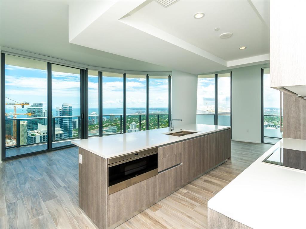 Foto principal - 805 S Miami Ave