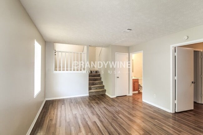Building Photo - 5551 Downs Way
