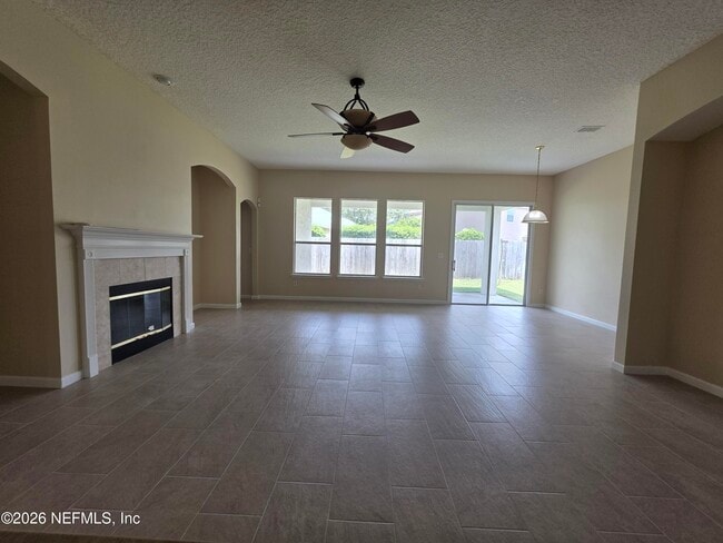 Foto del edificio - 739 Wakemont Dr