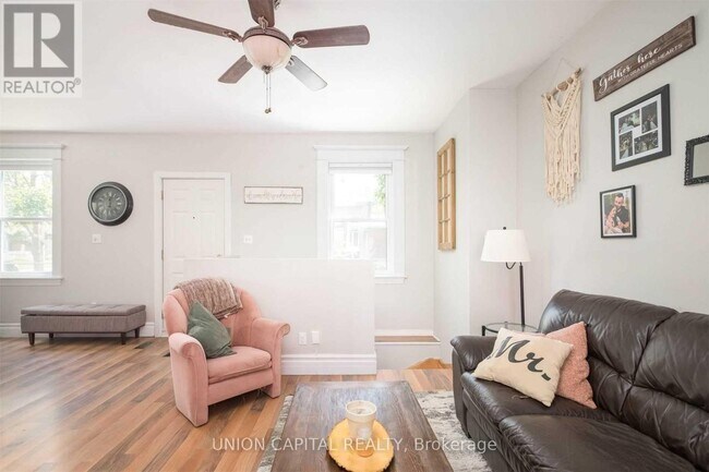 Photo du bâtiment - 207 Perry St