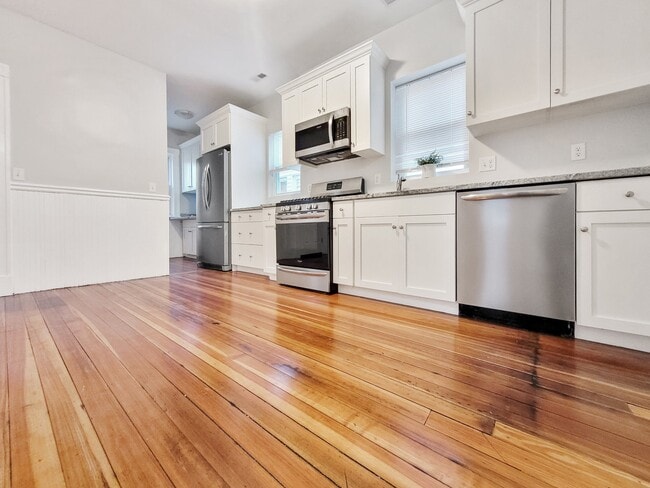 126-128 London Street - 126-128 London Street Apartment