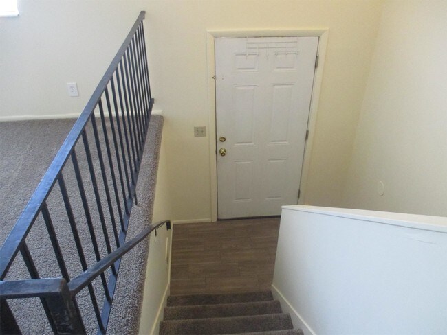 Building Photo - 4693 S Arlington Park Dr