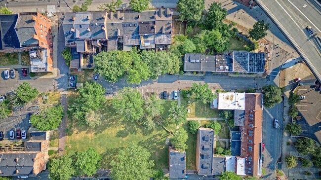 Foto del edificio - 90 Madison Ave