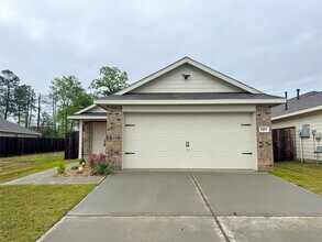 Building Photo - 1411 Las Cuevas Dr