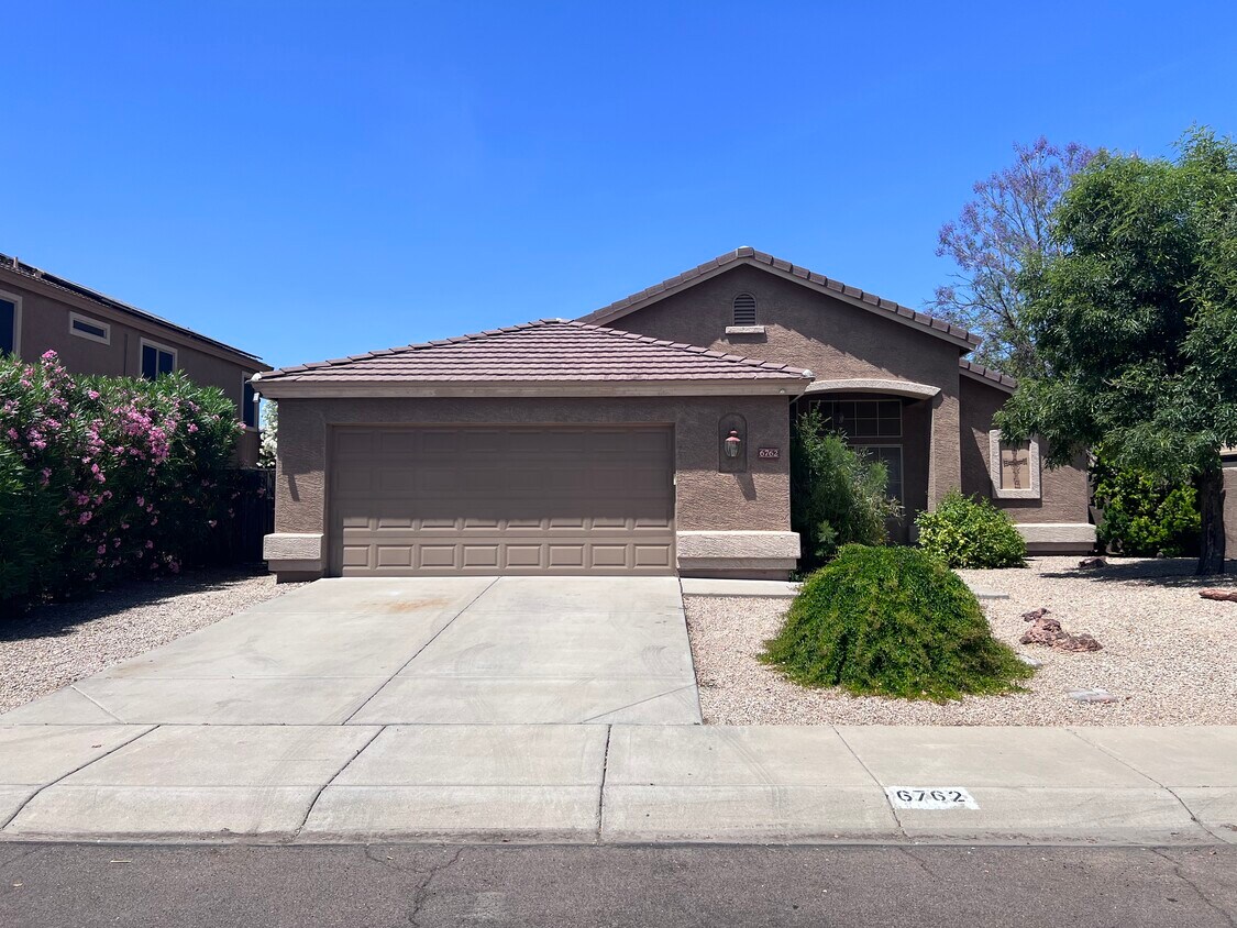 6762 W Aurora Dr, Glendale, AZ 85308 House Rental in Glendale, AZ