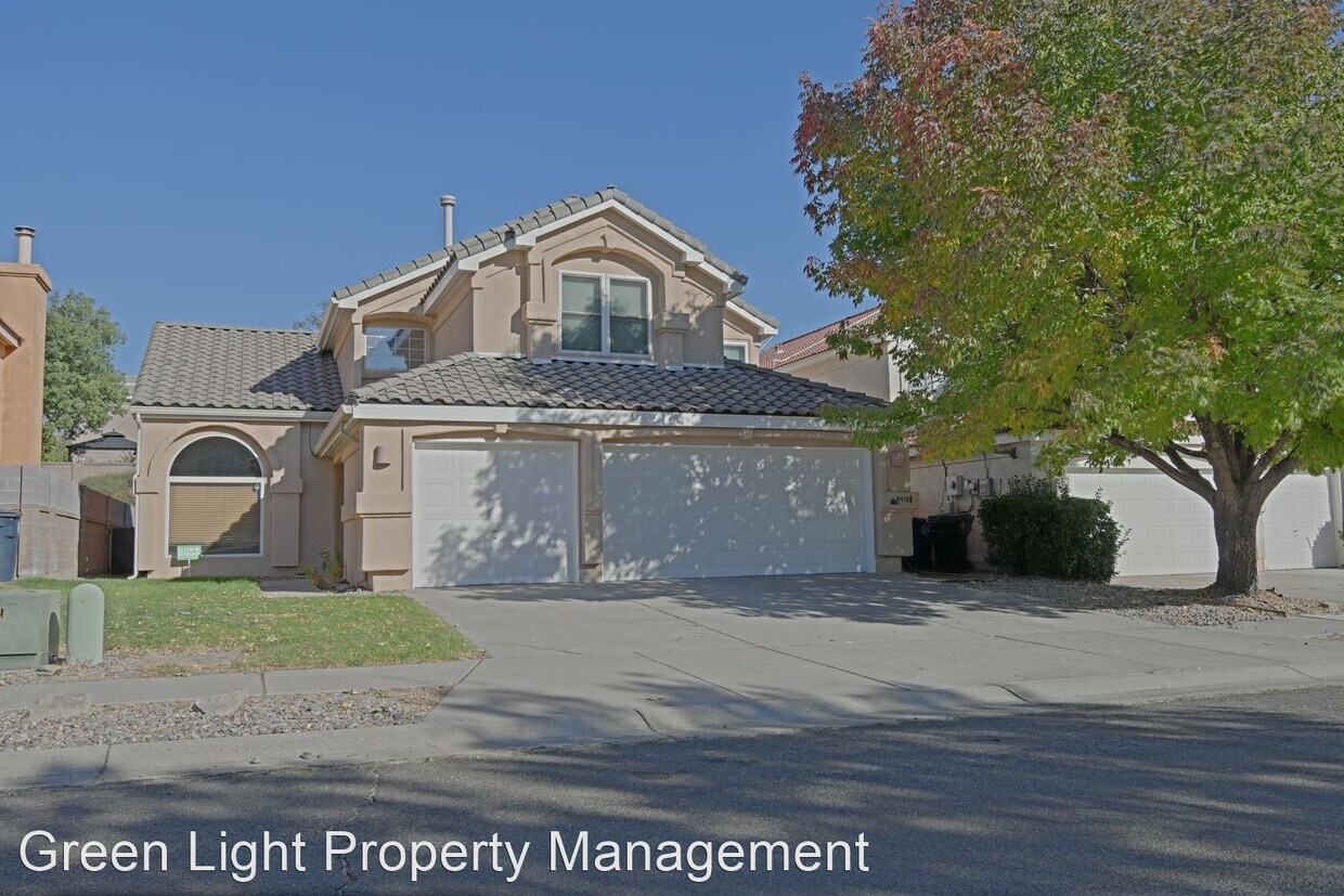 Foto principal - 4 br, 3 bath House - 8416 Wilson Hurley Pl NE
