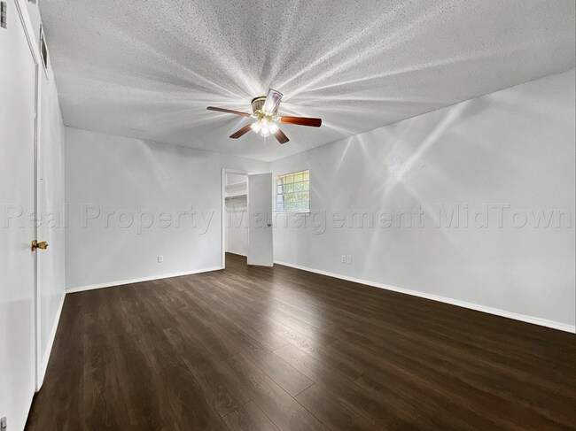 Foto del edificio - Charming Home in North Arlington