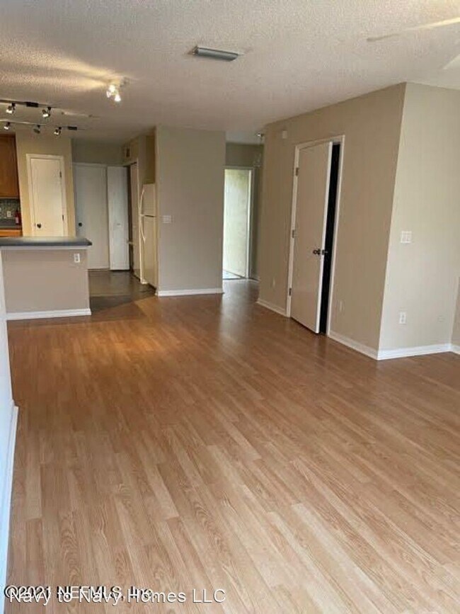 Building Photo - 2 br, 2 bath House - 7717 Highchair Lane