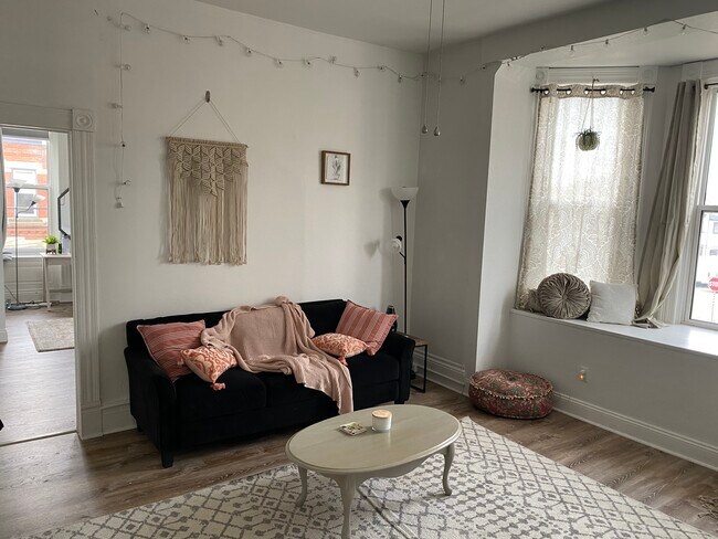 Foto del edificio - 2226 Jane St