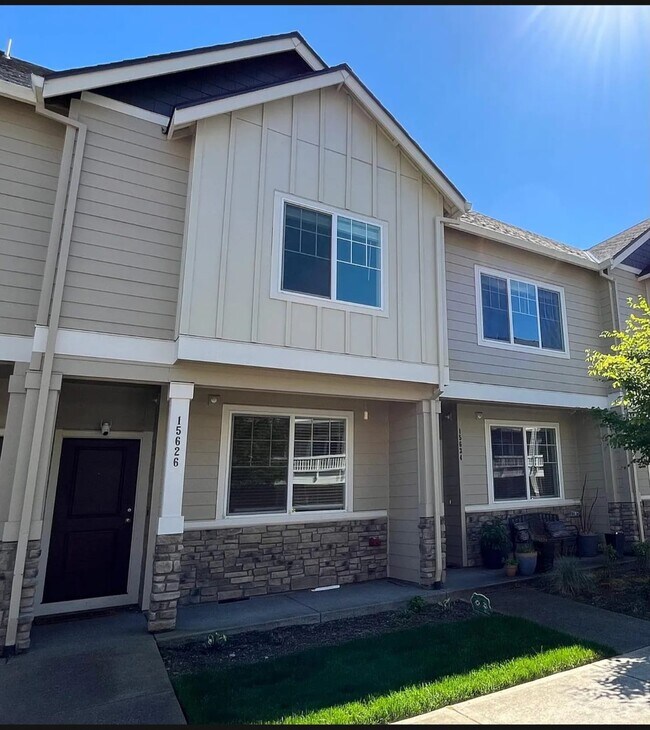 Foto del edificio - 15626 NW Snowbush Ln