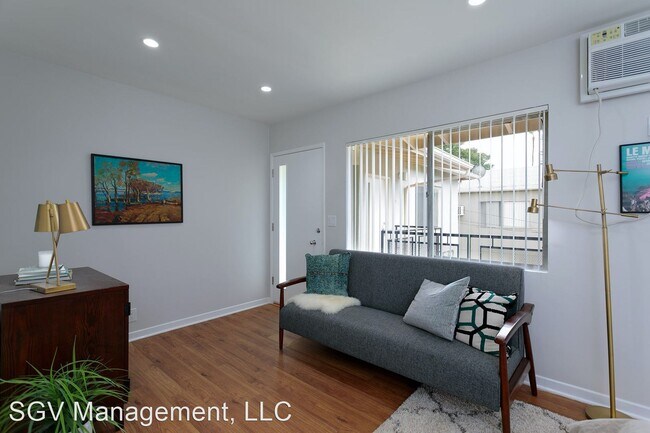 Foto del edificio - 530 S Los Robles Ave