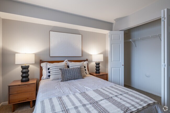 2HAB, 2BA 906 FT² - Segunda habitación - Fox Pointe