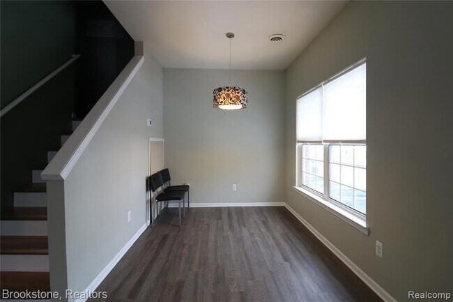 Foto del edificio - 2096 Cloverly Ln