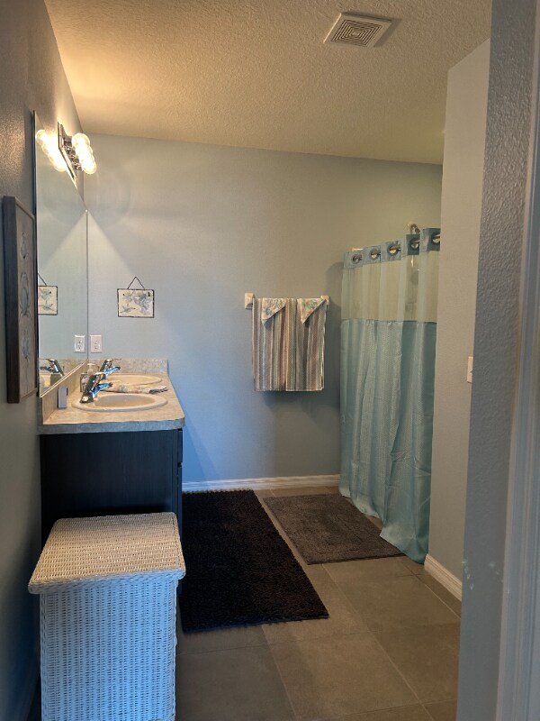 Building Photo - 14987 Flowing Gold Dr