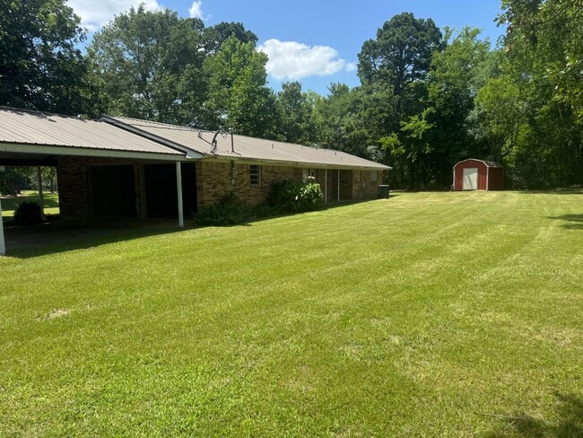 Building Photo - 8174 FM 1402