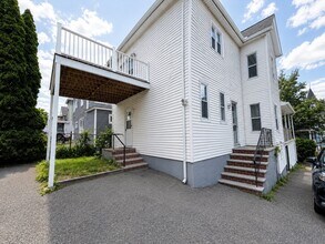 Building Photo - 67 Reed Ave