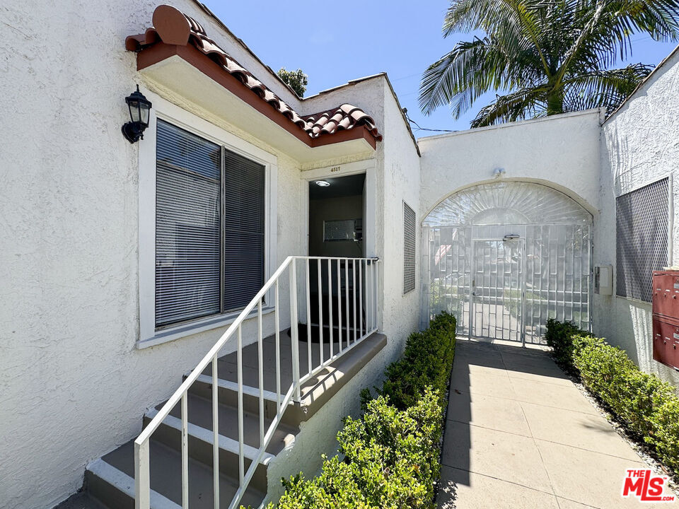 Foto principal - 4517 Franklin Ave