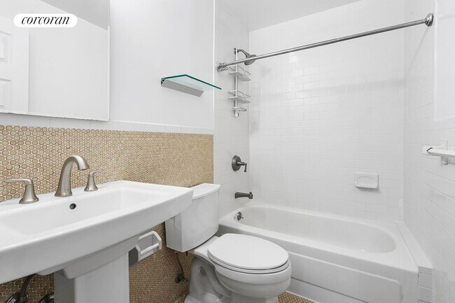 Foto del edificio - 145 W 21st St