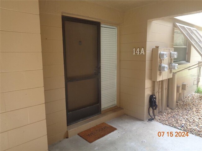 Foto del edificio - 140 Orchid Woods Ct