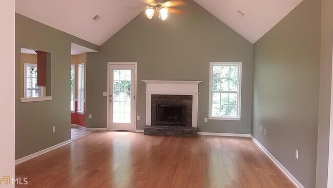 Building Photo - 45 Stonemill Cir