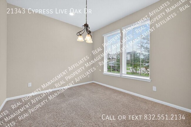 Foto del edificio - 21343 Cypress Live Oak Dr