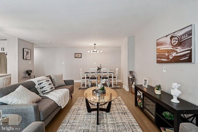 Foto del edificio - 4620 N Park Ave