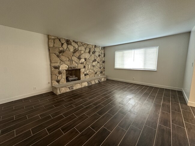 Building Photo - 4080 Locust St